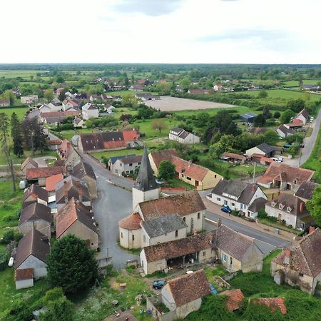 Les Vignes Pierre Vila Mornay-sur-Allier Exterior foto